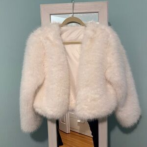 Womens Fluffy faux fur cropped White cream Jacket bridal S